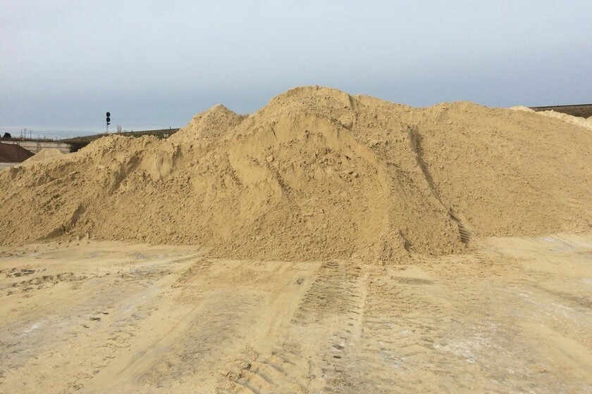 Песок с доставкой в Москве и области