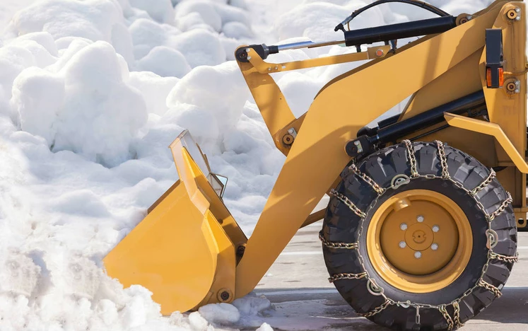 Вывоз снега в Москве и области